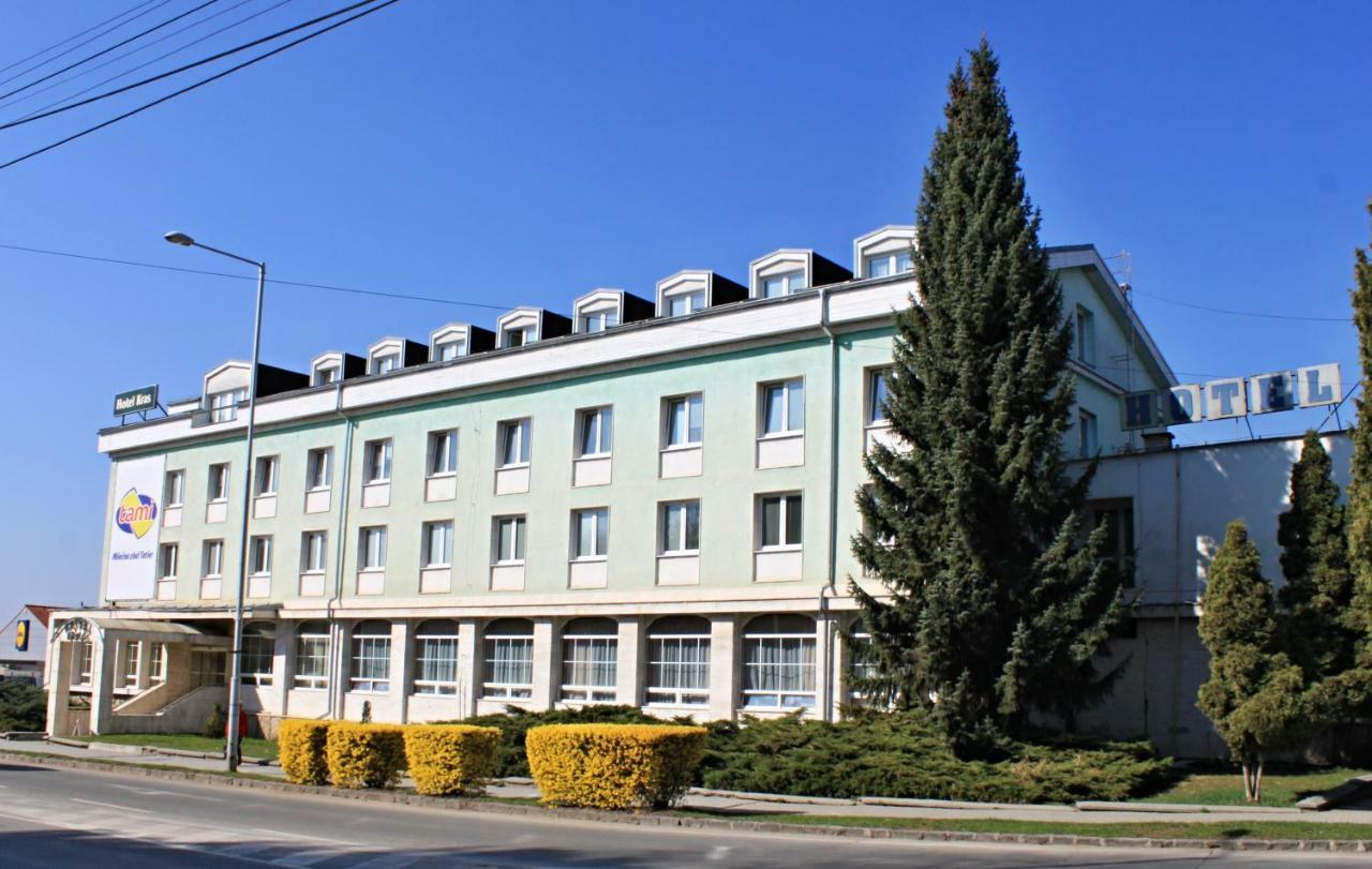 Hotel Kras Roznava Exterior foto